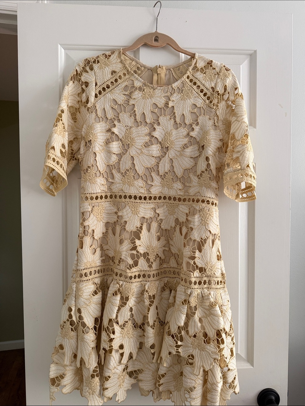 Ladies Pale Yellow Lace Floral Dress
